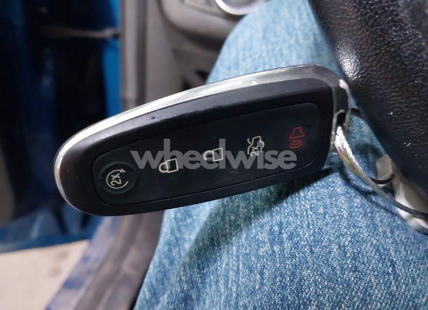 Photo 11 of 2017 Ford Escape TITANIUM (VIN 1FMCU9J93HUD28919)