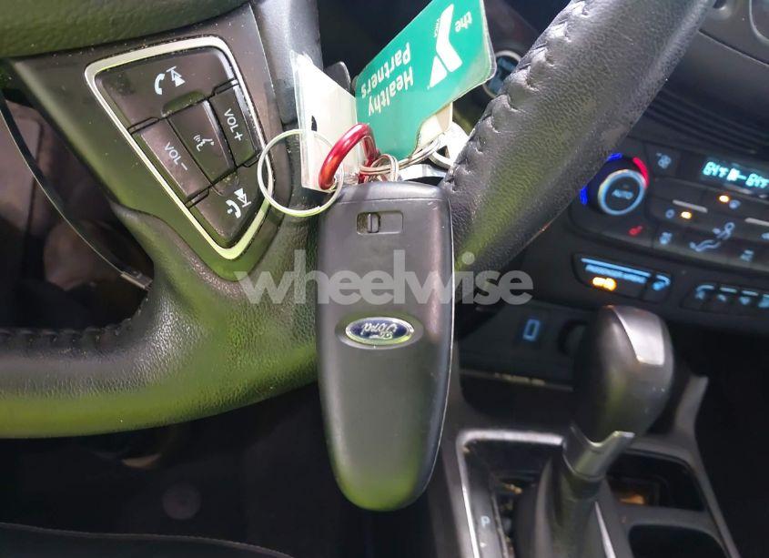 Photo 11 of 2017 Ford Escape TITANIUM (VIN 1FMCU9J93HUE30852)