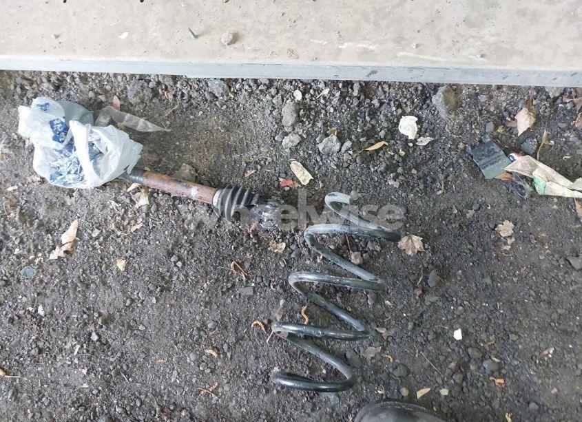 Photo 12 of 2017 Ford Escape TITANIUM (VIN 1FMCU9J93HUE30852)