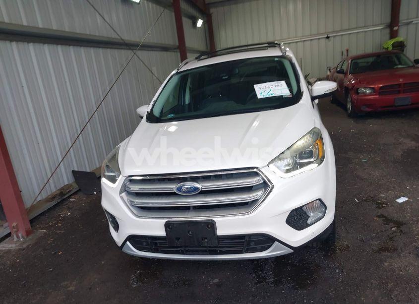 Photo 13 of 2017 Ford Escape TITANIUM (VIN 1FMCU9J93HUE30852)