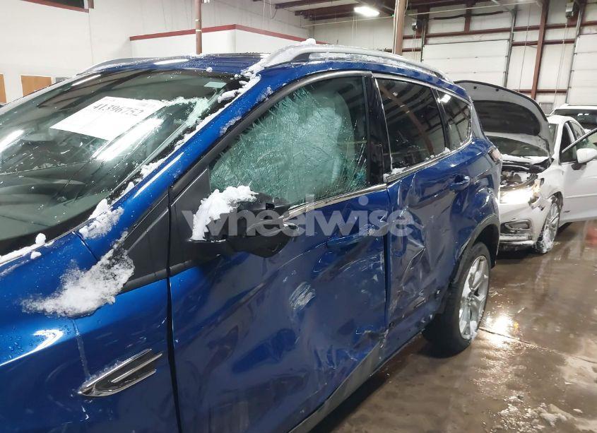 Photo 19 of 2017 Ford Escape TITANIUM (VIN 1FMCU9J93HUE61079)