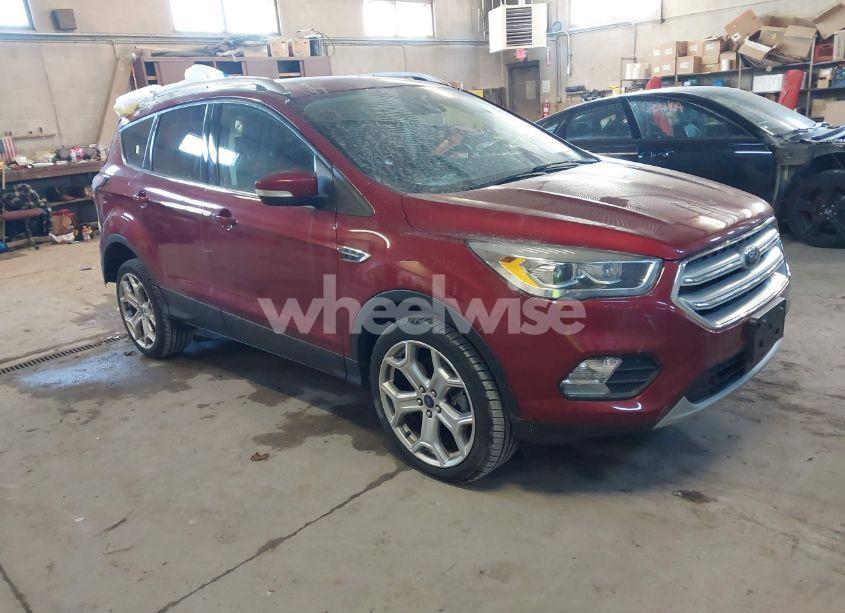 2018 Ford Escape TITANIUM (VIN 1FMCU9J93JUB69051) main photo