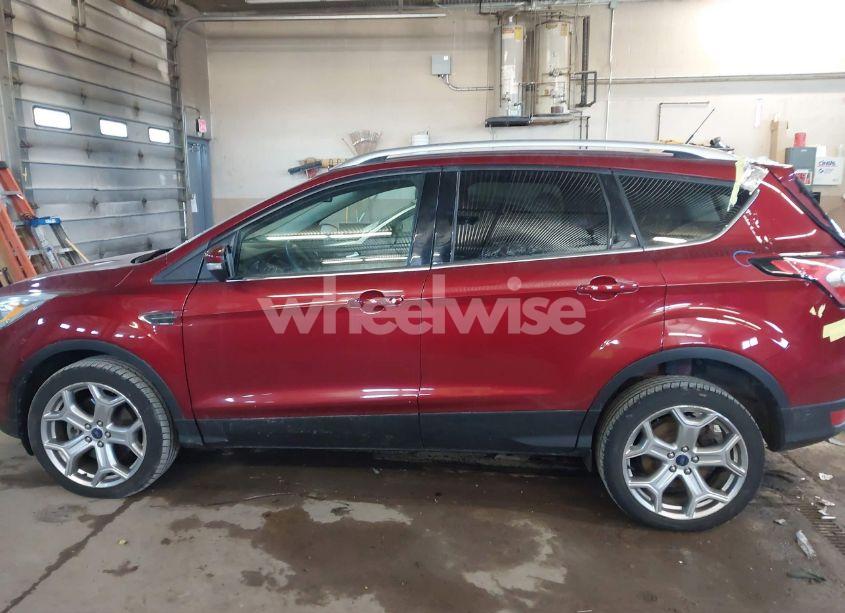 Photo 14 of 2018 Ford Escape TITANIUM (VIN 1FMCU9J93JUB69051)