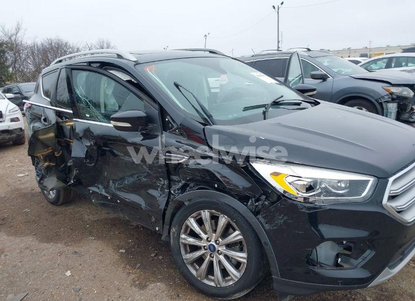 Photo 6 of 2018 Ford Escape TITANIUM (VIN 1FMCU9J93JUB74573)