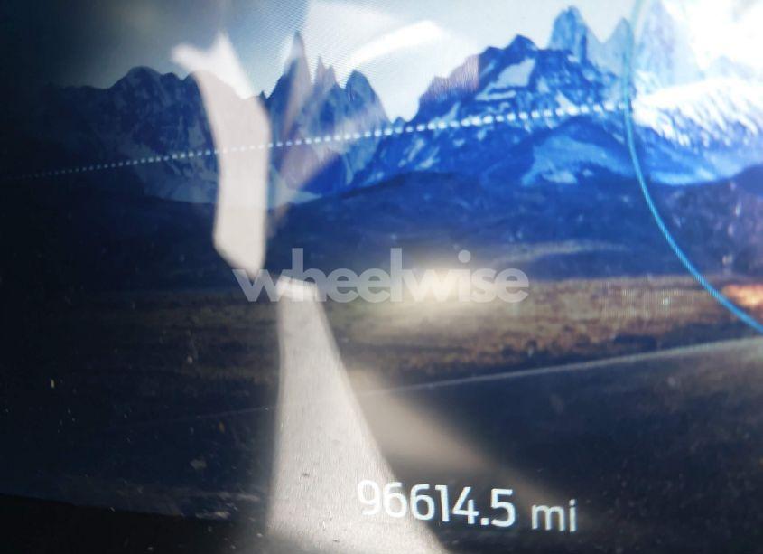 Photo 15 of 2020 Ford Escape TITANIUM (VIN 1FMCU9J93LUB24971)