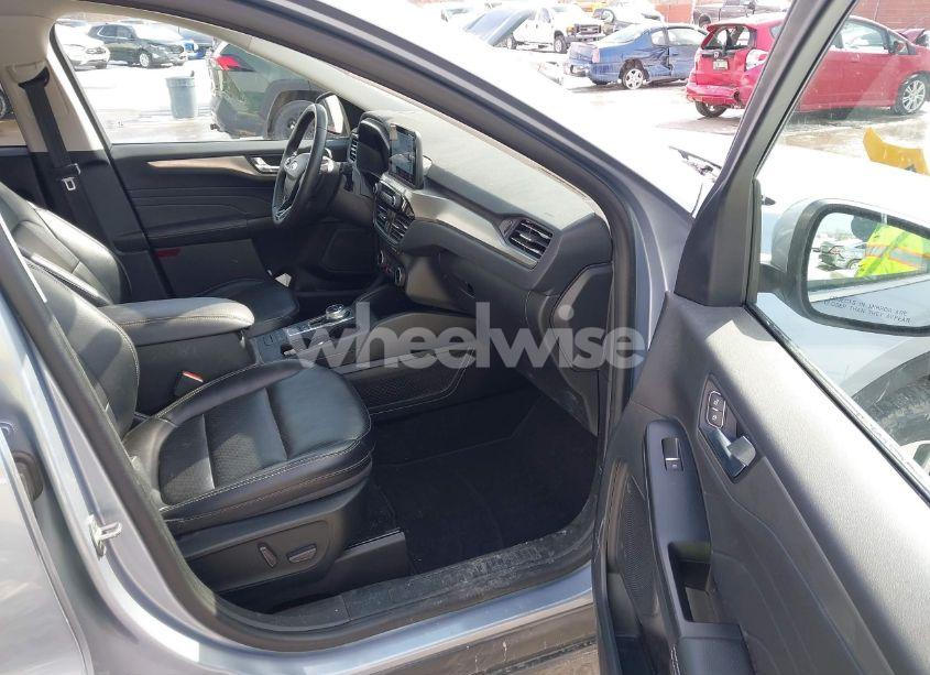 Photo 5 of 2022 Ford Escape TITANIUM (VIN 1FMCU9J93NUA80912)