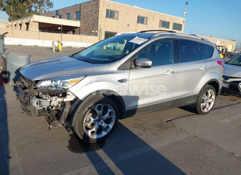 Photo 2 of 2013 Ford Escape (VIN 1FMCU9J94DUD92588)