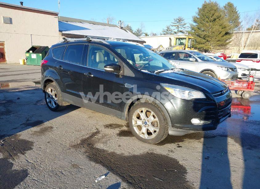 2015 Ford Escape TITANIUM (VIN 1FMCU9J94FUA19831) main photo