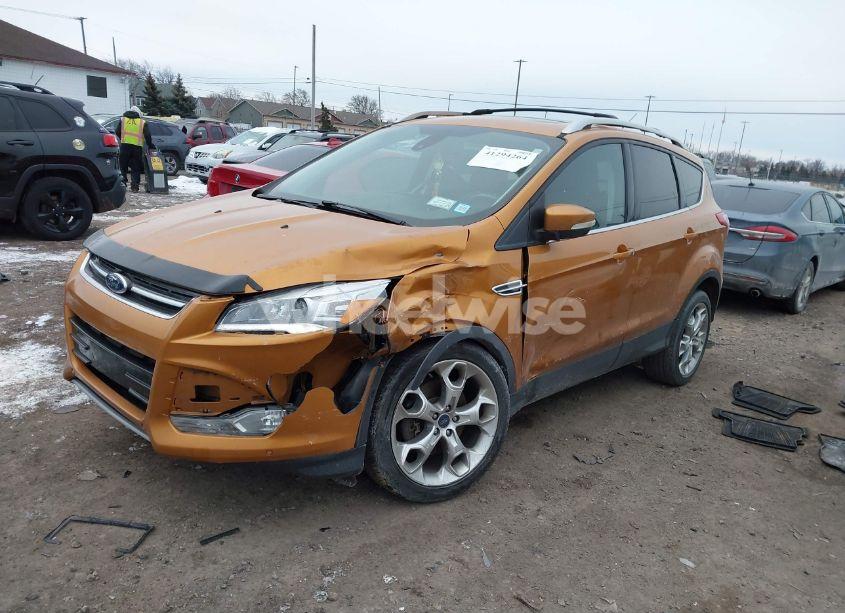 Photo 2 of 2016 Ford Escape TITANIUM (VIN 1FMCU9J94GUB51487)