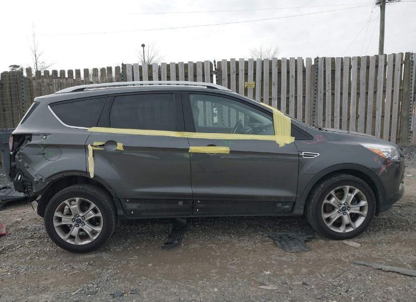 Photo 14 of 2016 Ford Escape TITANIUM (VIN 1FMCU9J94GUC49886)