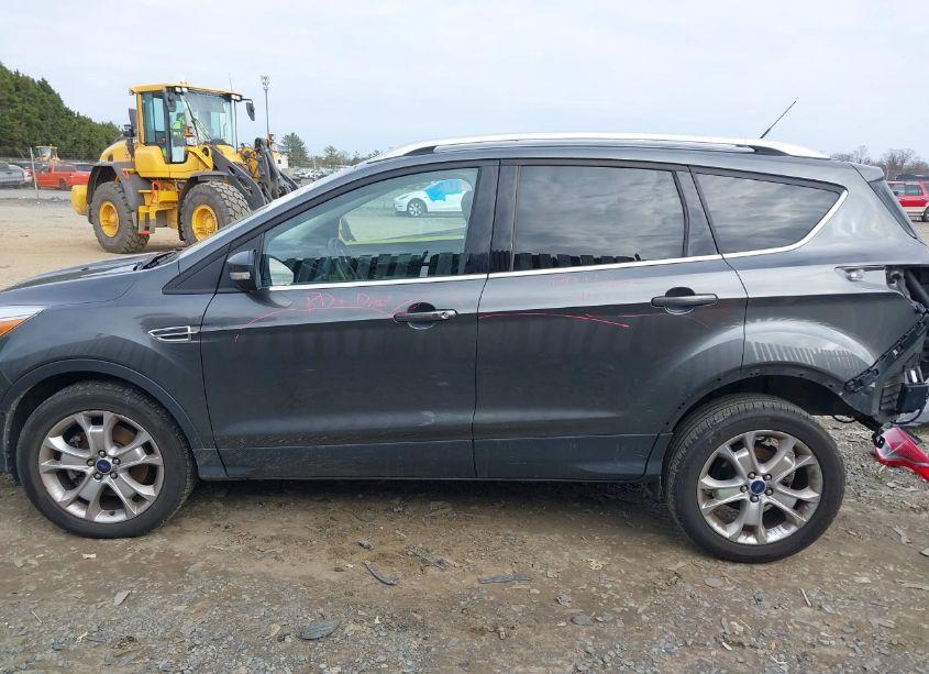 Photo 15 of 2016 Ford Escape TITANIUM (VIN 1FMCU9J94GUC49886)