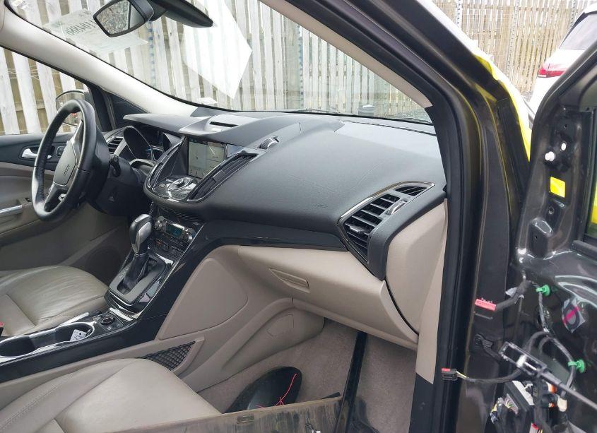 Photo 5 of 2016 Ford Escape TITANIUM (VIN 1FMCU9J94GUC49886)