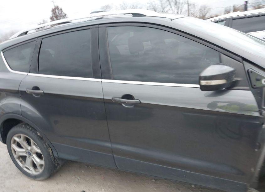 Photo 13 of 2017 Ford Escape TITANIUM (VIN 1FMCU9J94HUB58814)