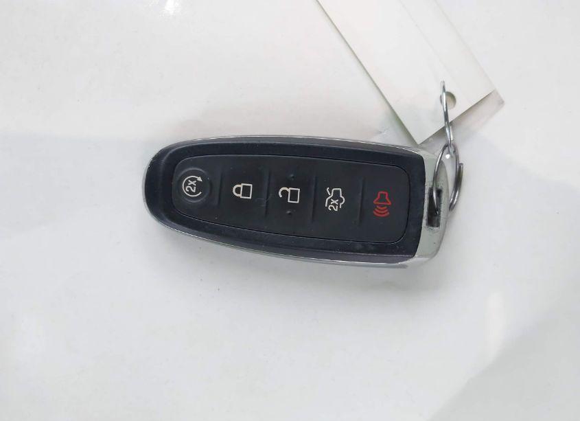 Photo 11 of 2017 Ford Escape TITANIUM (VIN 1FMCU9J94HUB95068)