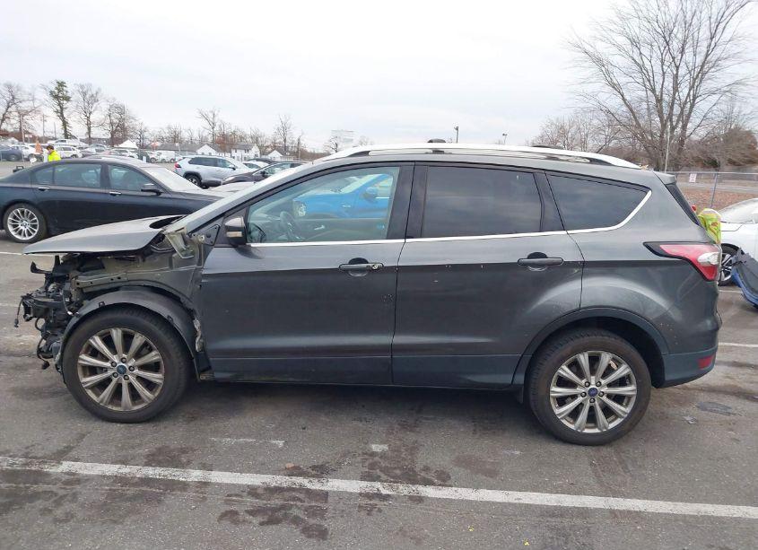Photo 14 of 2017 Ford Escape TITANIUM (VIN 1FMCU9J94HUB95068)