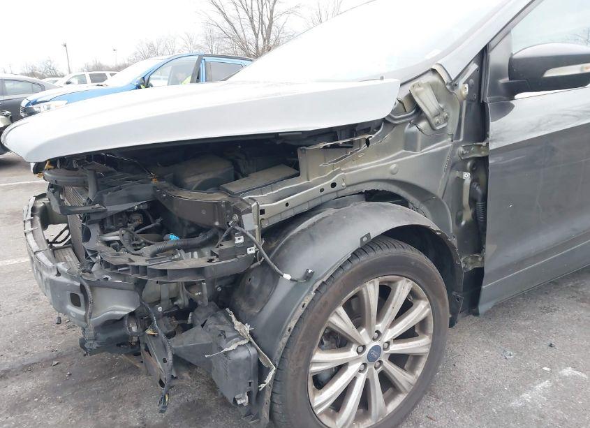 Photo 18 of 2017 Ford Escape TITANIUM (VIN 1FMCU9J94HUB95068)