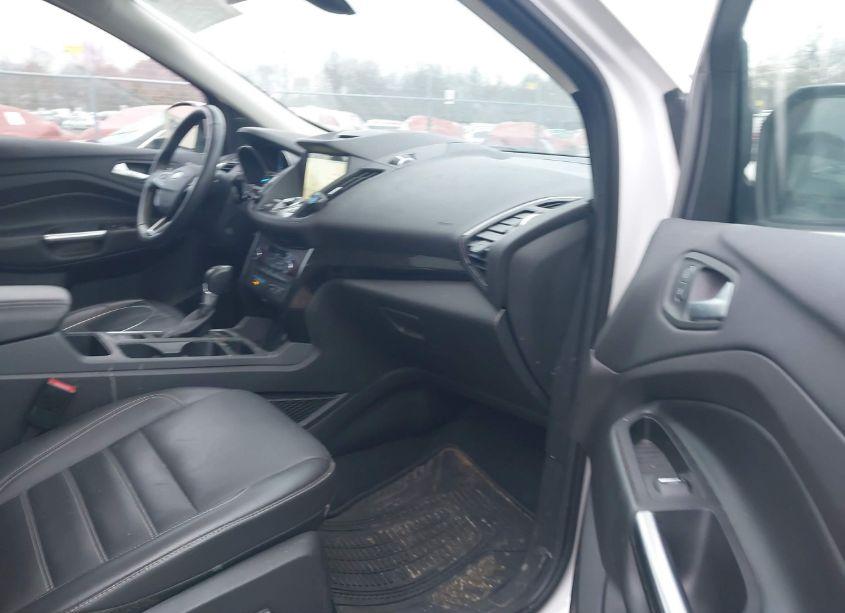 Photo 5 of 2017 Ford Escape TITANIUM (VIN 1FMCU9J94HUC70125)