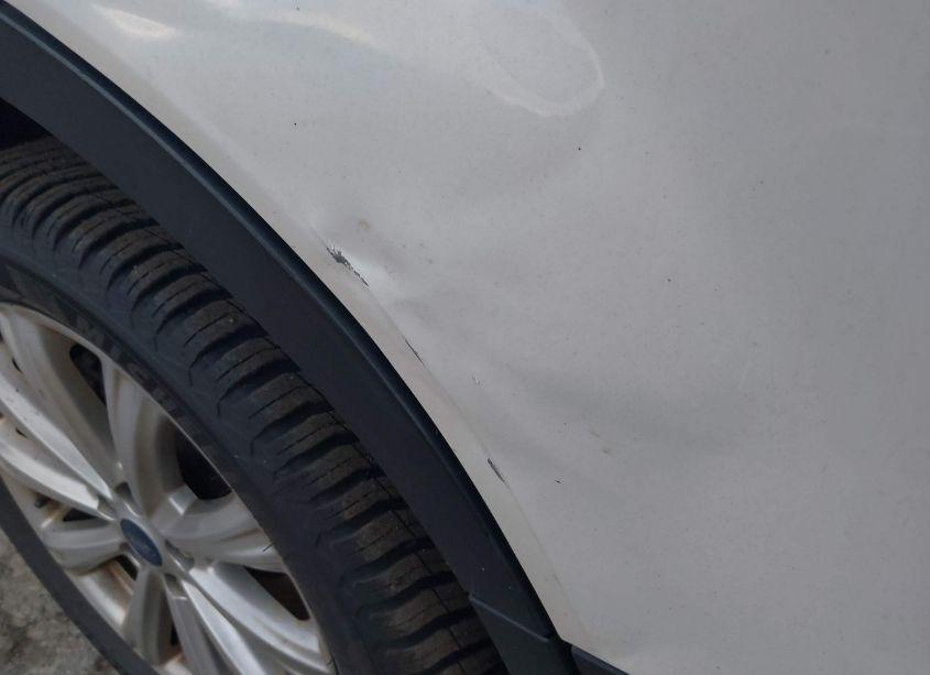 Photo 6 of 2017 Ford Escape TITANIUM (VIN 1FMCU9J94HUC70125)