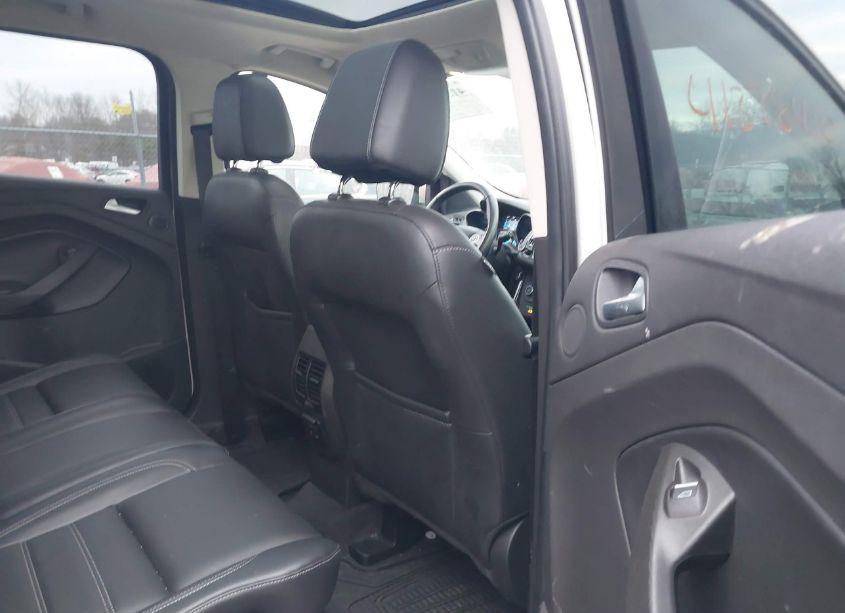 Photo 8 of 2017 Ford Escape TITANIUM (VIN 1FMCU9J94HUC70125)