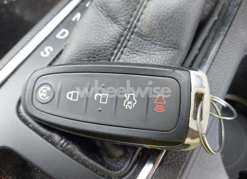 Photo 11 of 2017 Ford Escape TITANIUM (VIN 1FMCU9J94HUD33448)