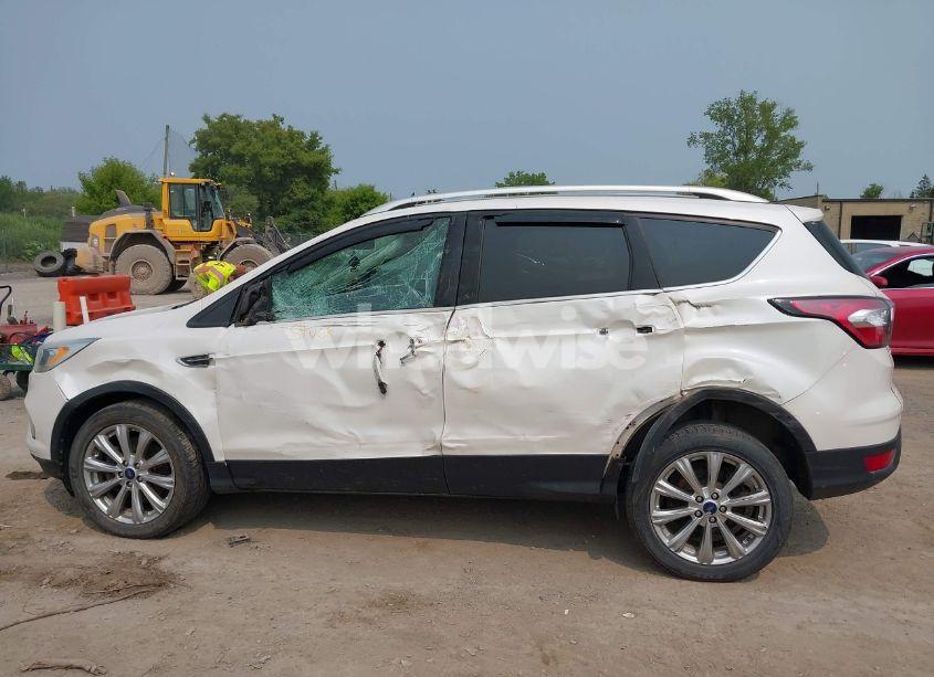 Photo 14 of 2017 Ford Escape TITANIUM (VIN 1FMCU9J94HUD33448)