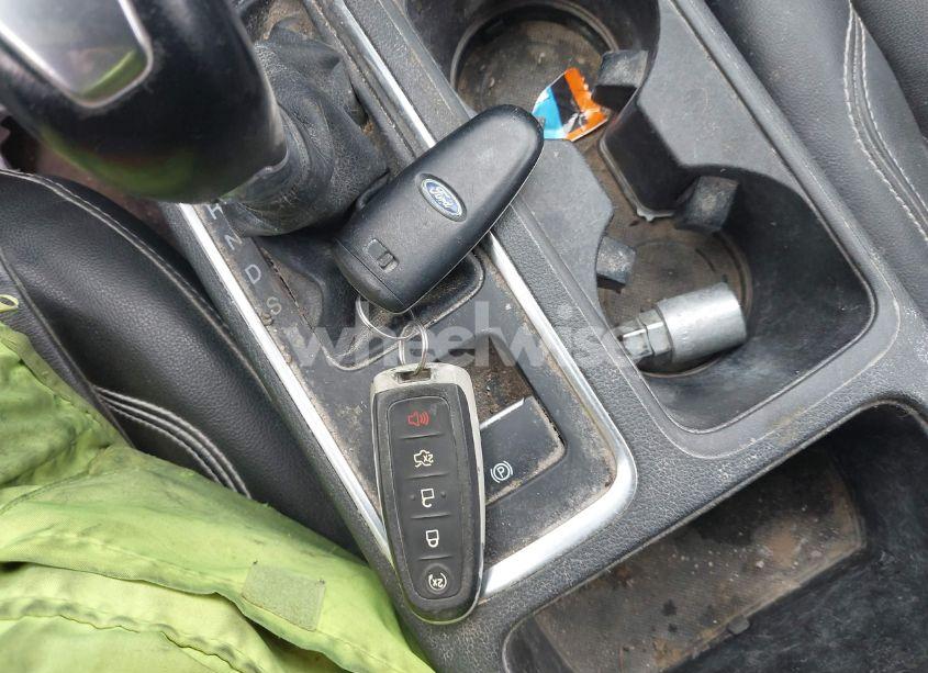 Photo 11 of 2017 Ford Escape TITANIUM (VIN 1FMCU9J94HUD49939)