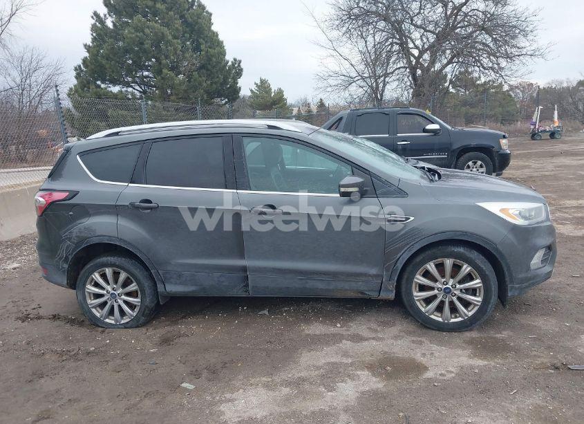 Photo 13 of 2017 Ford Escape TITANIUM (VIN 1FMCU9J94HUD49939)