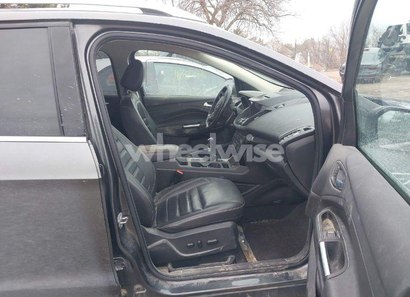 Photo 5 of 2017 Ford Escape TITANIUM (VIN 1FMCU9J94HUD49939)