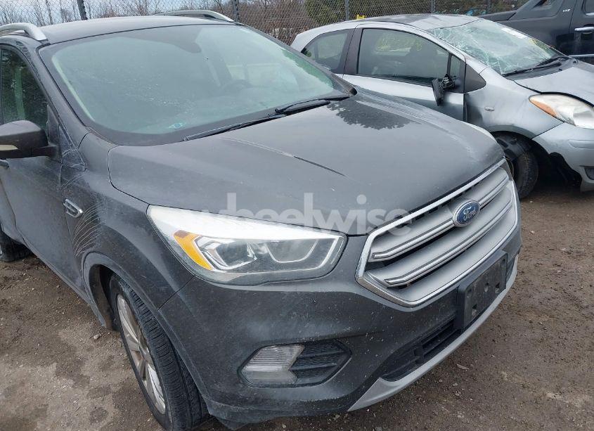 Photo 6 of 2017 Ford Escape TITANIUM (VIN 1FMCU9J94HUD49939)