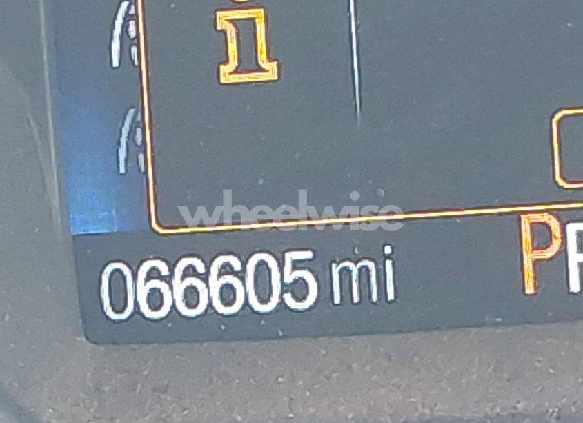 Photo 16 of 2017 Ford Escape TITANIUM (VIN 1FMCU9J94HUE22985)