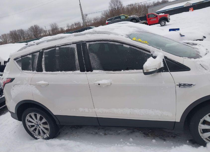 Photo 13 of 2018 Ford Escape TITANIUM (VIN 1FMCU9J94JUA18753)