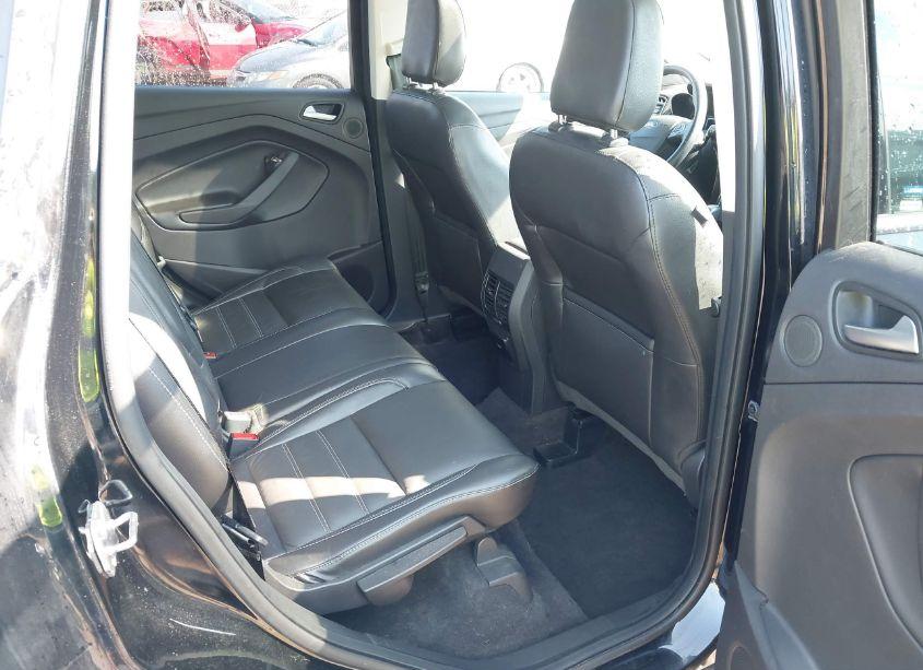 Photo 8 of 2018 Ford Escape TITANIUM (VIN 1FMCU9J94JUA49517)