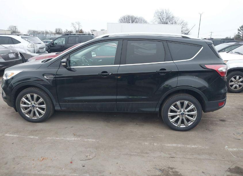 Photo 14 of 2018 Ford Escape TITANIUM (VIN 1FMCU9J94JUB74209)
