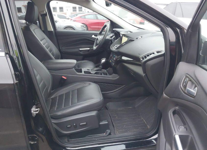 Photo 5 of 2018 Ford Escape TITANIUM (VIN 1FMCU9J94JUB74209)