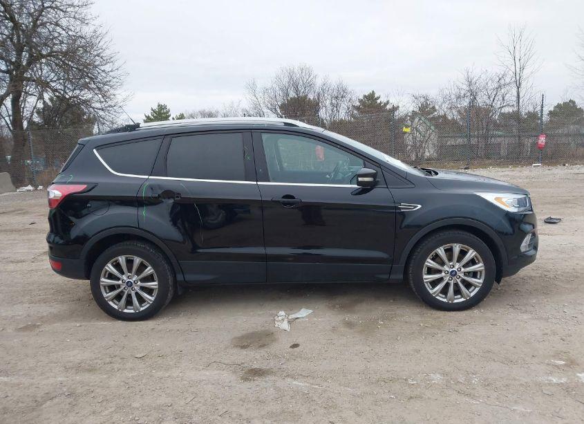 Photo 13 of 2018 Ford Escape TITANIUM (VIN 1FMCU9J94JUC99243)