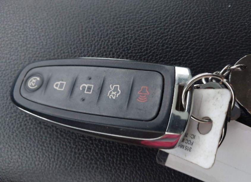 Photo 11 of 2018 Ford Escape TITANIUM (VIN 1FMCU9J94JUD21581)