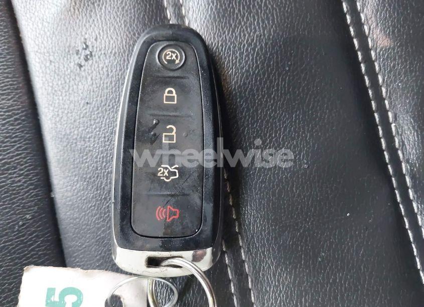 Photo 11 of 2019 Ford Escape TITANIUM (VIN 1FMCU9J94KUA04062)