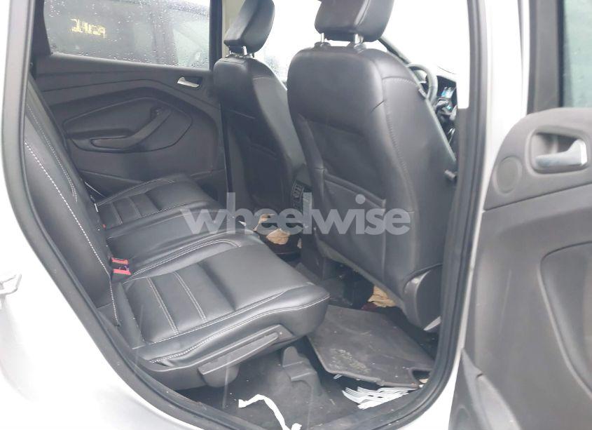 Photo 8 of 2019 Ford Escape TITANIUM (VIN 1FMCU9J94KUA04062)