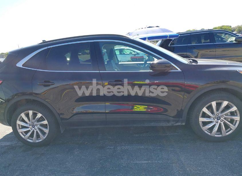 Photo 13 of 2021 Ford Escape TITANIUM (VIN 1FMCU9J94MUA00760)