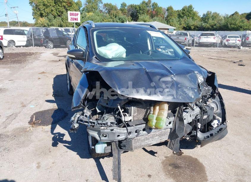 2015 Ford Escape TITANIUM (VIN 1FMCU9J95FUA32541) main photo