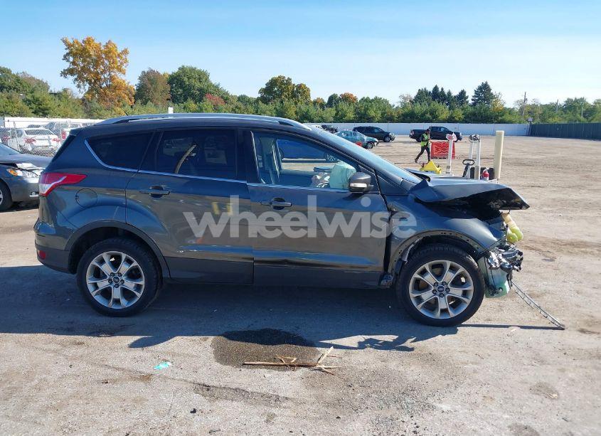 Photo 14 of 2015 Ford Escape TITANIUM (VIN 1FMCU9J95FUA32541)