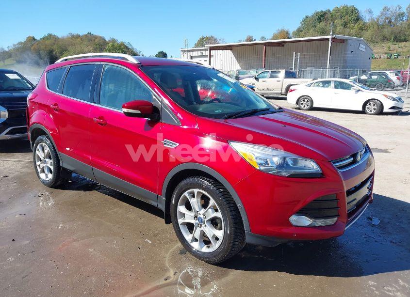 2015 Ford Escape TITANIUM (VIN 1FMCU9J95FUB69365) main photo