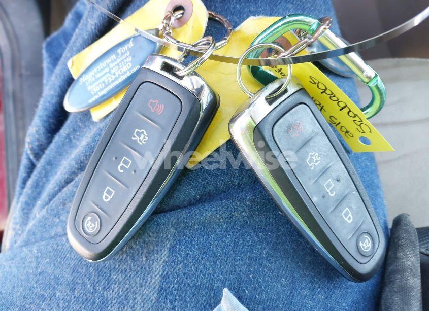 Photo 11 of 2015 Ford Escape TITANIUM (VIN 1FMCU9J95FUB69365)