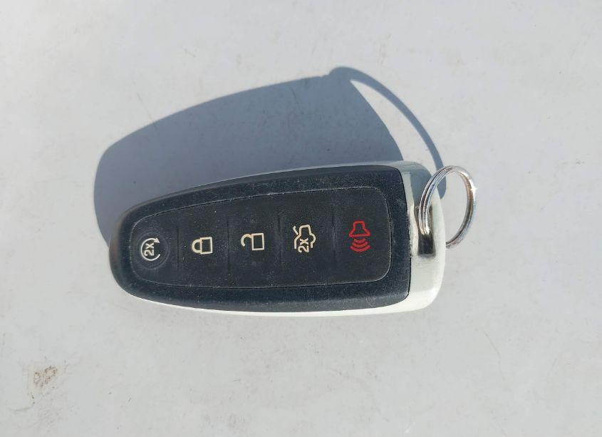 Photo 11 of 2015 Ford Escape TITANIUM (VIN 1FMCU9J95FUC89618)