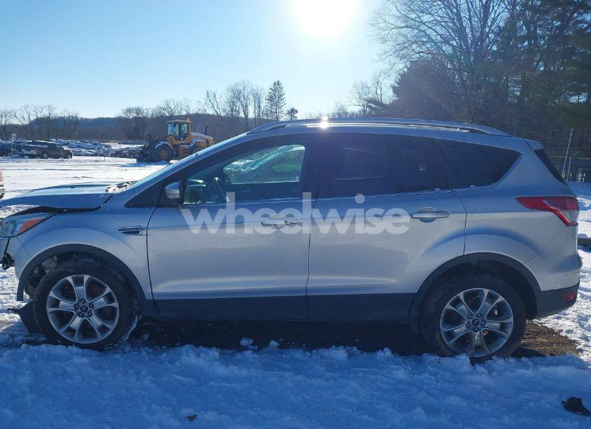 Photo 15 of 2016 Ford Escape TITANIUM (VIN 1FMCU9J95GUB55497)