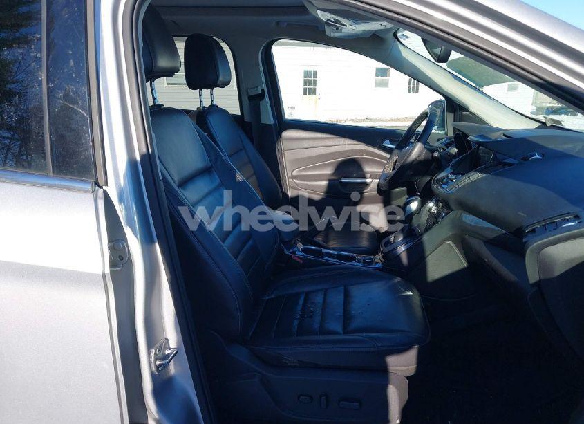 Photo 5 of 2016 Ford Escape TITANIUM (VIN 1FMCU9J95GUB55497)