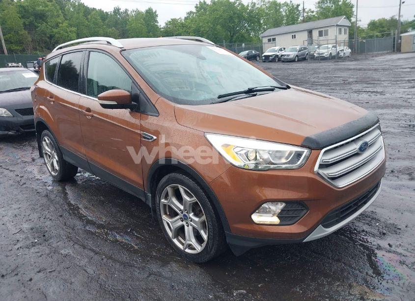 2017 Ford Escape TITANIUM (VIN 1FMCU9J95HUA02328) main photo