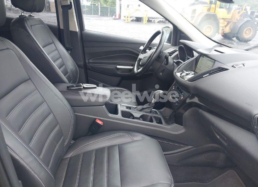 Photo 5 of 2017 Ford Escape TITANIUM (VIN 1FMCU9J95HUA02328)