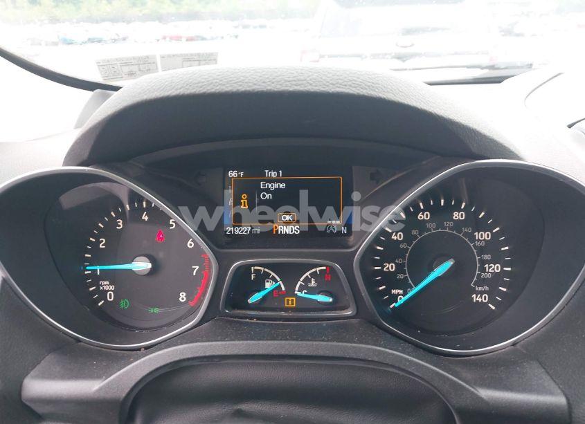 Photo 7 of 2017 Ford Escape TITANIUM (VIN 1FMCU9J95HUA02328)