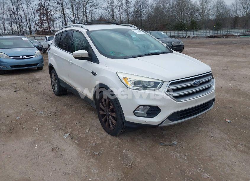 2017 Ford Escape TITANIUM (VIN 1FMCU9J95HUA19100) main photo